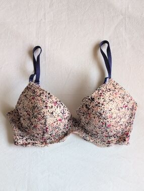 C&C California Floral Lace Overlay Bra Size 32DD EUC